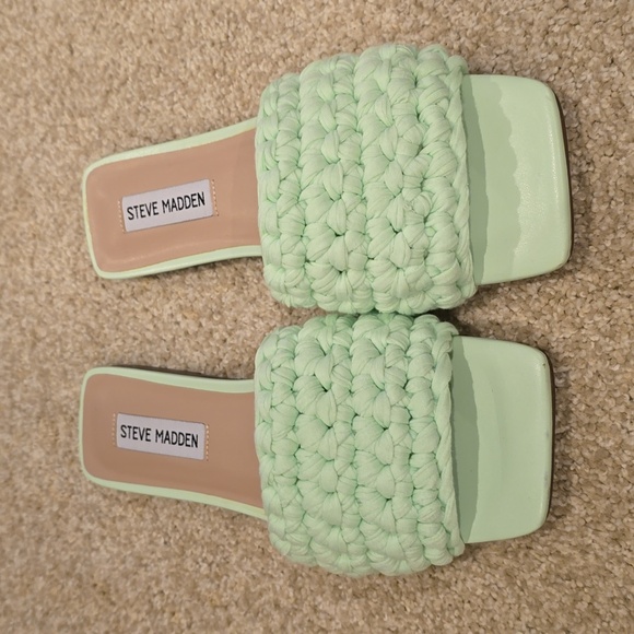 Steve Maddens sandals - Picture 1 of 3